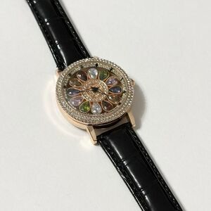 Multicolor Quartz Spinning Dial Crystal Watch